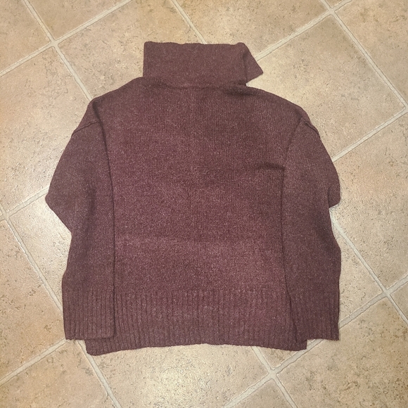 Maurices Sweater - Picture 2 of 3